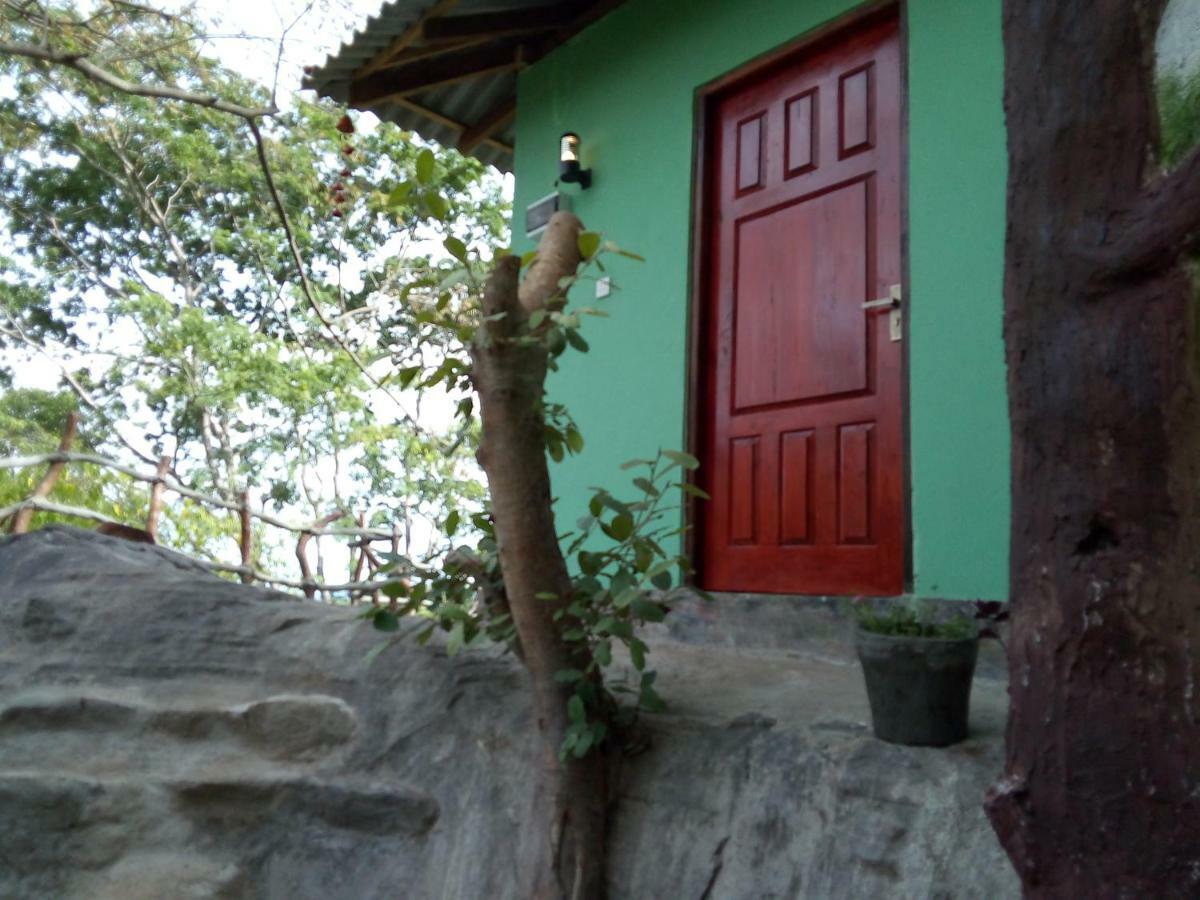 Inn On The Rock Daambulla Dambulla Exteriér fotografie